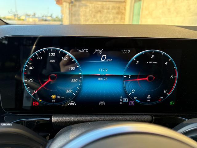 MERCEDES-BENZ GLA 180 d Automatic Sport Plus Pack Night-LUCI AMBIENTE