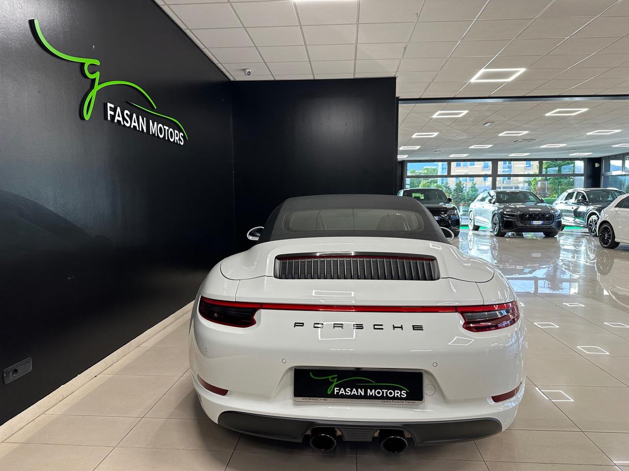 Porsche 911 Cabrio 3.0 Carrera 4 GTS auto