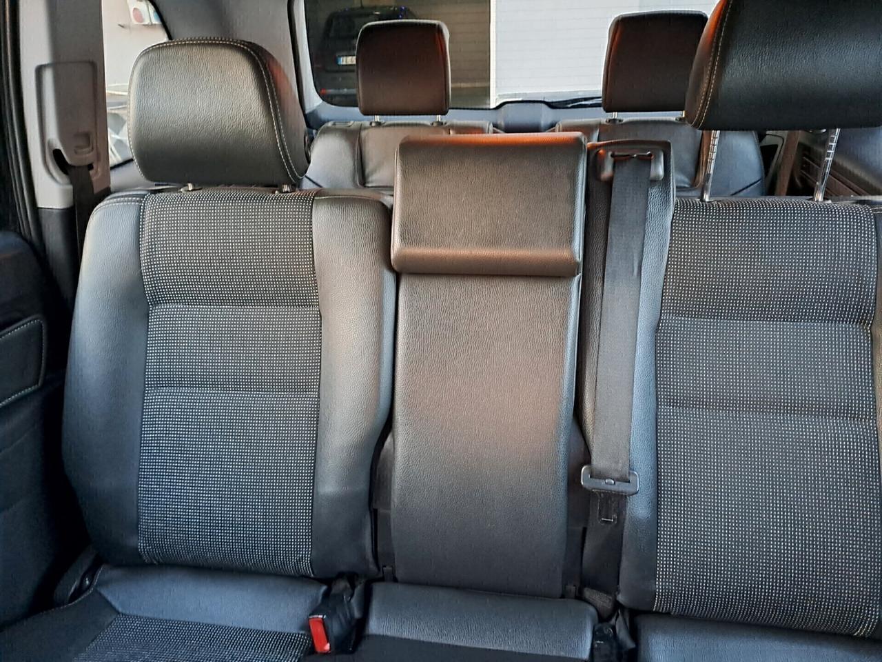 Opel Zafira 1.9 CDTI 120CV Cosmo 7 POSTI