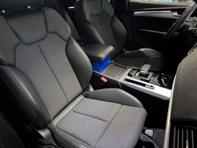 Audi Q5 40 2.0 tdi MHEV S line Quattro S-tronic