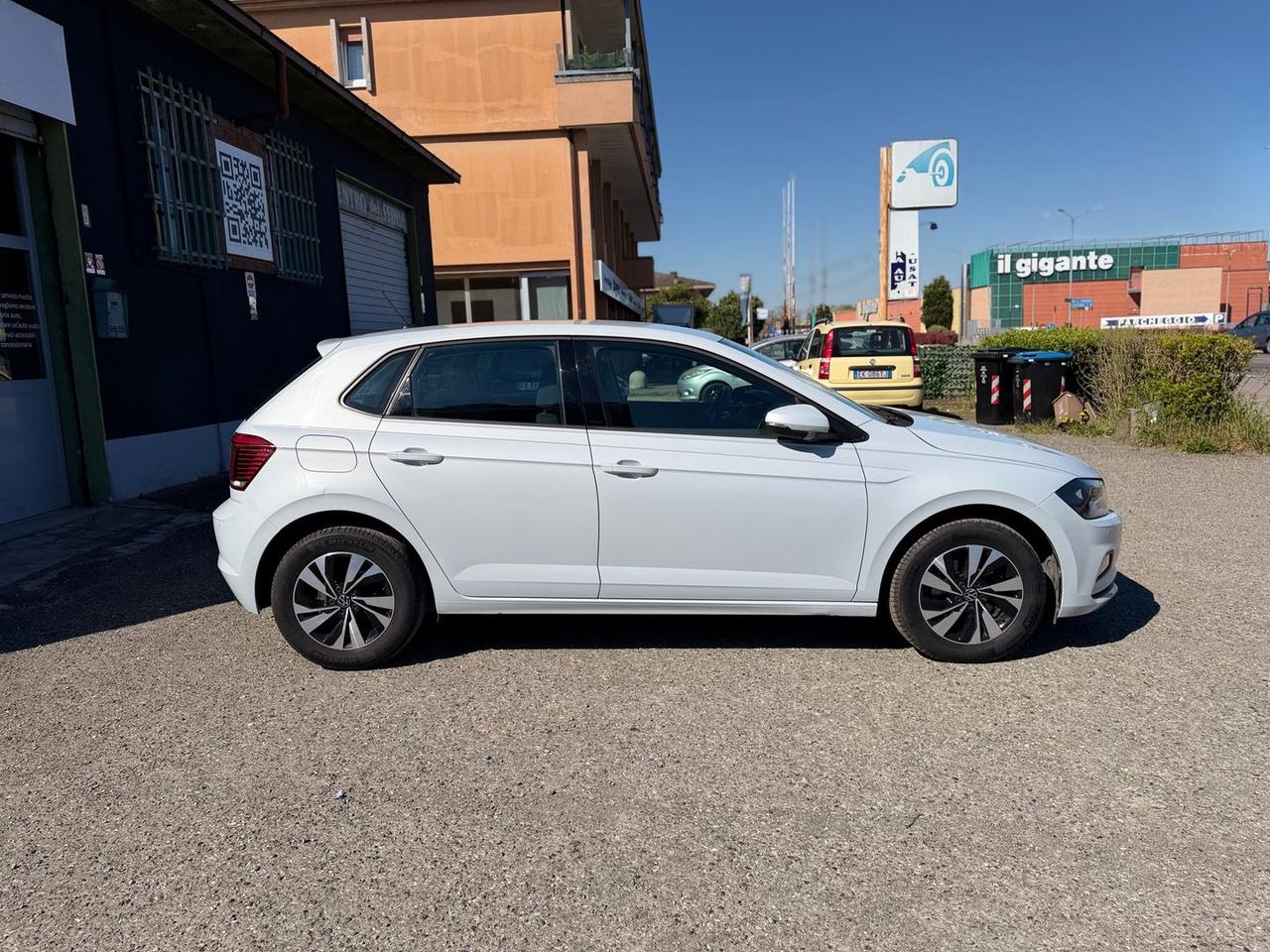 Volkswagen Polo Comfortline 1.6 TDI #10174