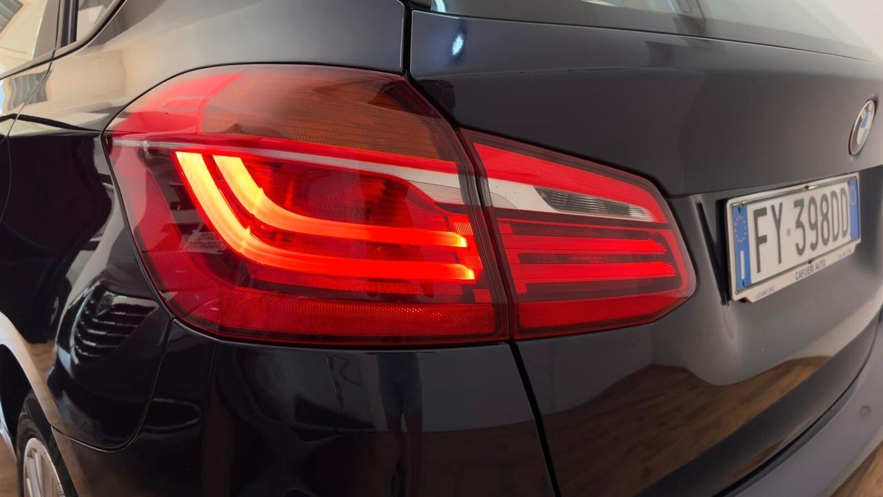 Bmw 2er Active Tourer 220d Advantage aut.