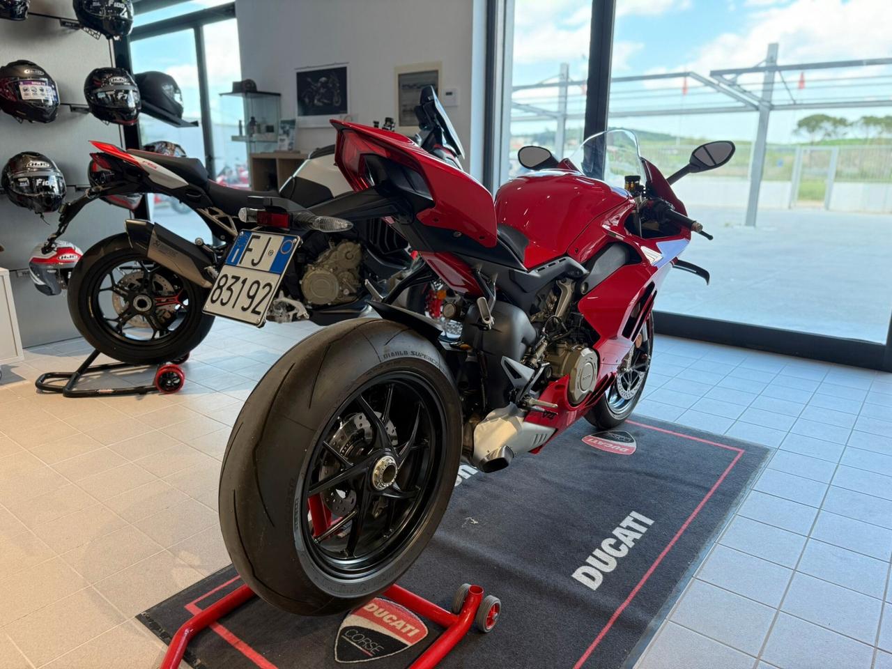 Ducati Panigale V4 MY 2024 NUOVA!