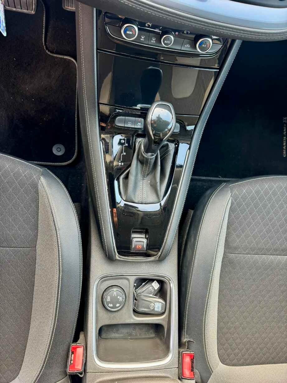 Opel Grandland X 1.6 diesel Ultimate 120 CV