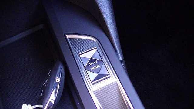 DS DS 3 3 BlueHDi 130 aut. Performance Line