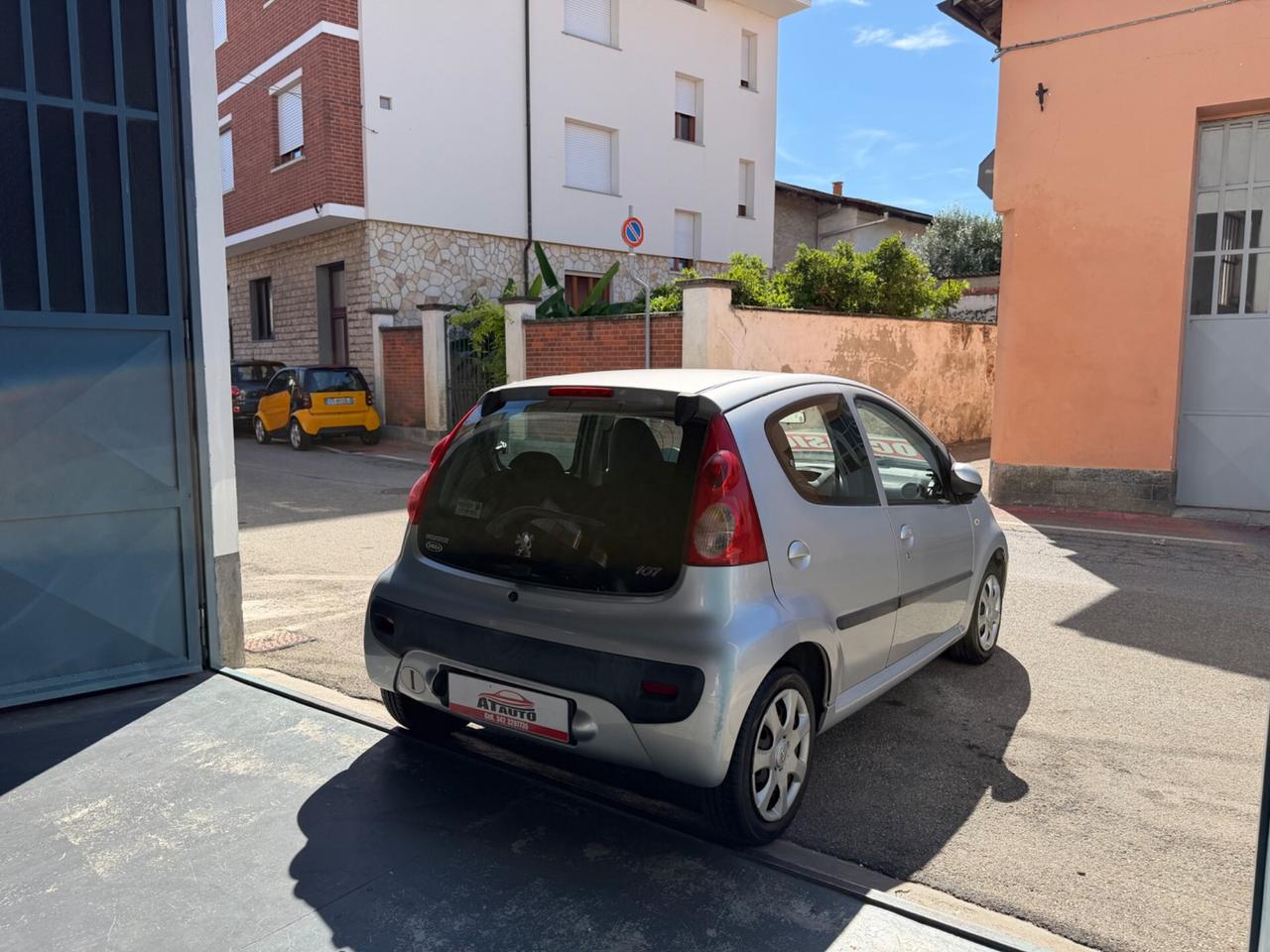 Peugeot 107 1.0 68CV 5p. Desir
