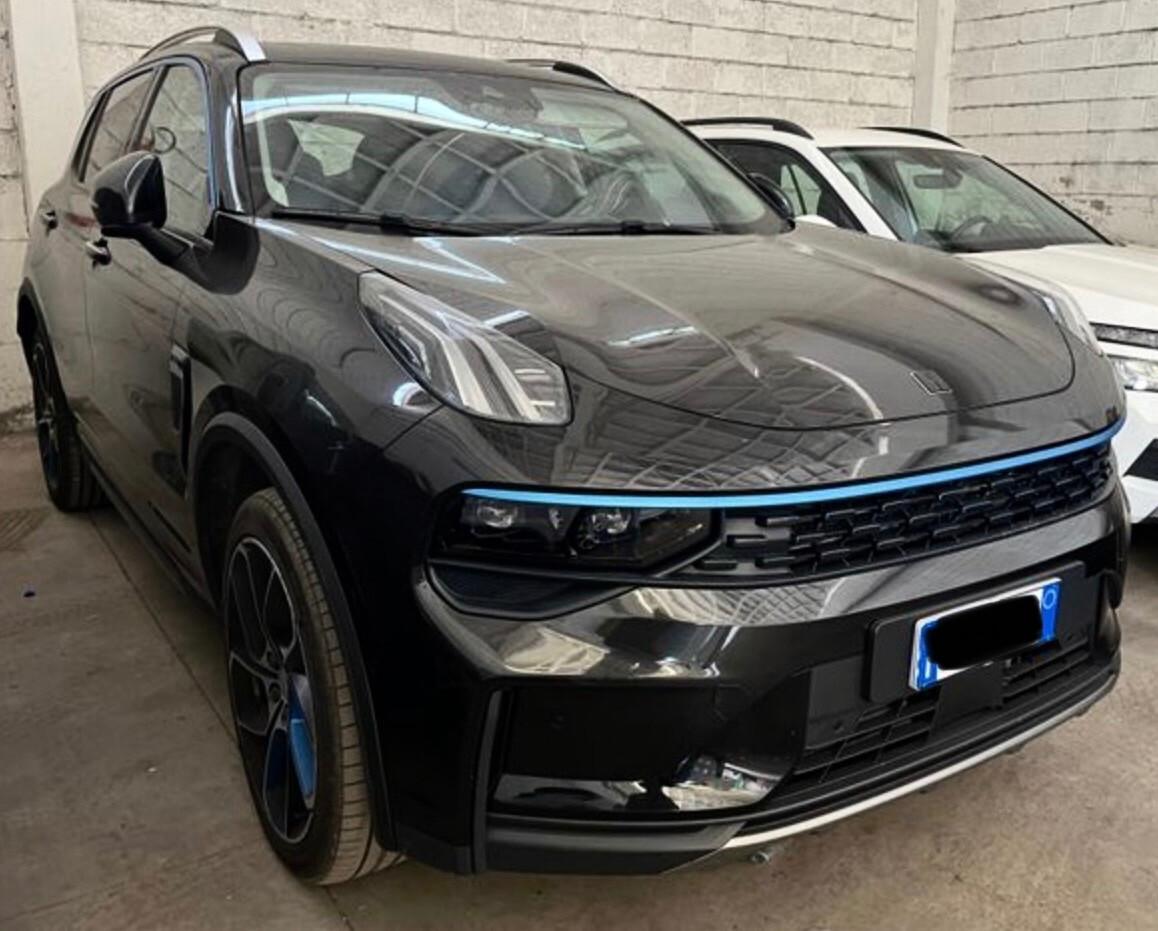 Lynk&co 01 PHEV
