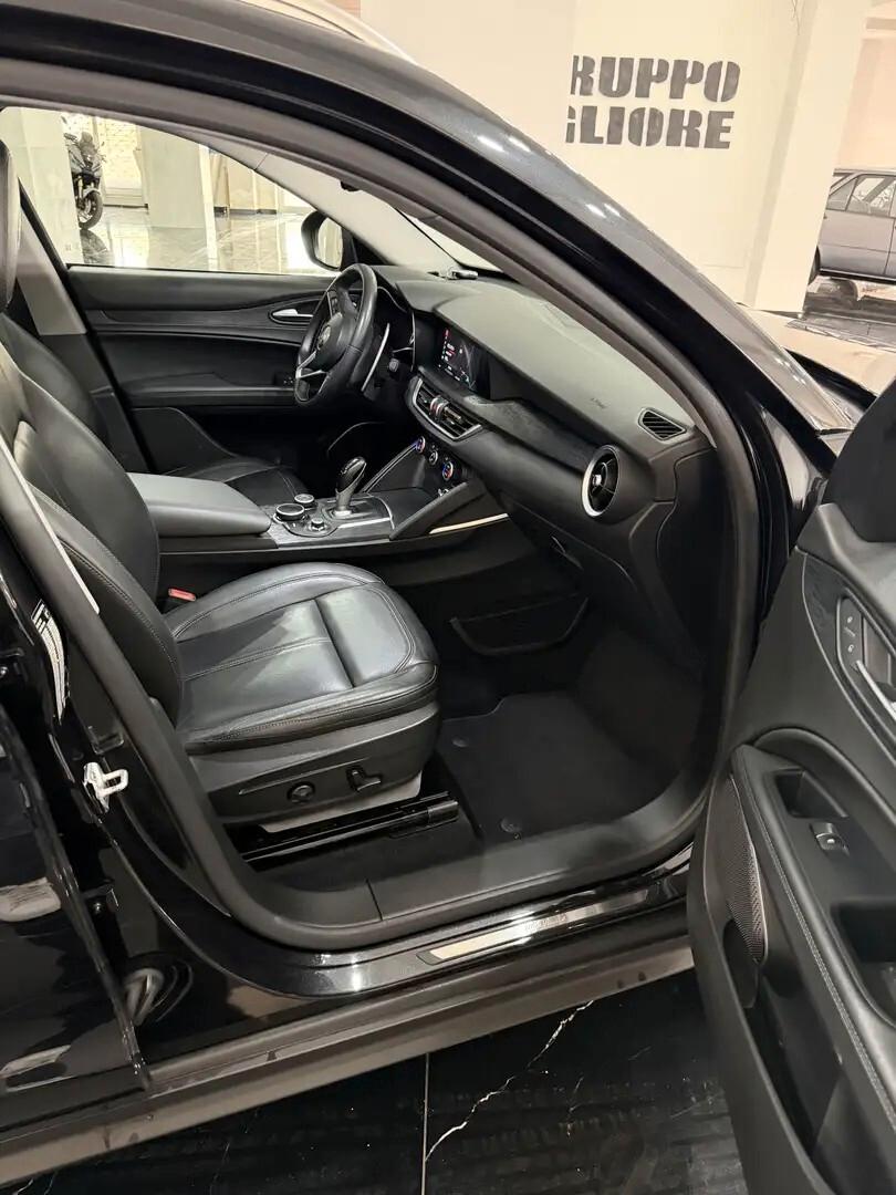 Alfa Romeo Stelvio 2.2 Turbodiesel 210 CV AT8 Q4 B-Tech