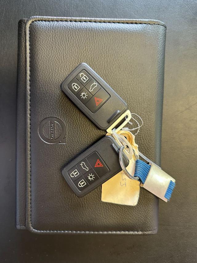 VOLVO V40 D2 Geartronic UNIPRO TAGLIANDI