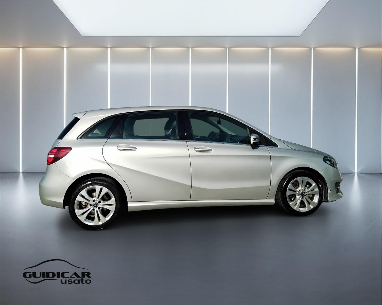 Mercedes-Benz Classe B - T246 - B 200 d (cdi) Sport auto
