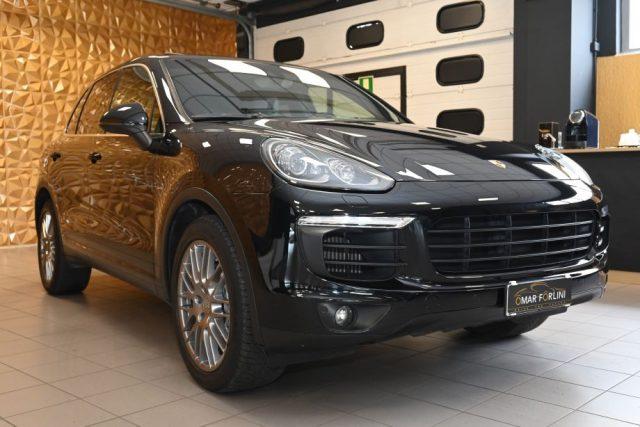 PORSCHE Cayenne 3.0TDI V6TIP.TET.20"PASM NAVI TEL CRUISE SED.TURBO