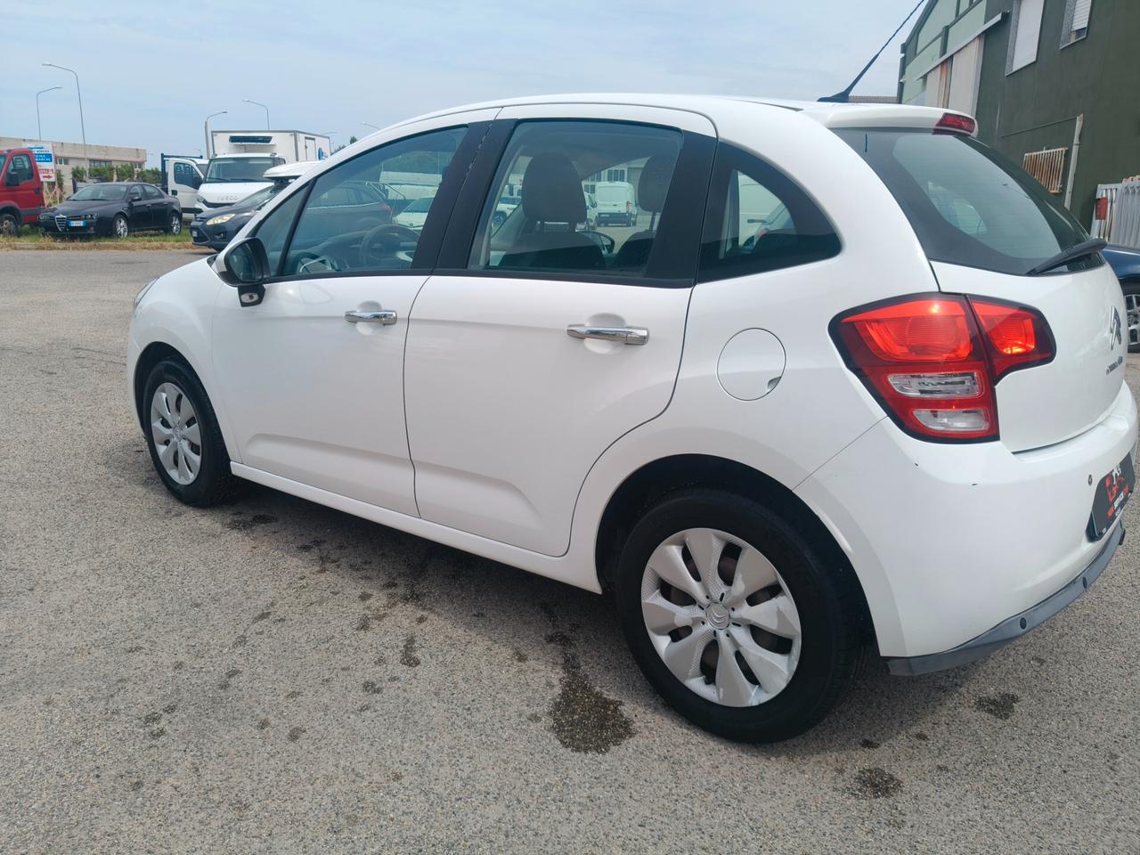 Citroen C3 1.0 benzina finanziabile con garanzia