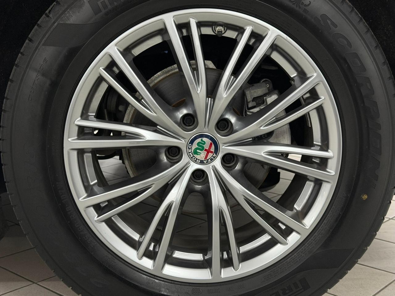 Alfa Romeo Stelvio 2.2 TD 160 CV ROSSO EDIZIONE NAVI RETROCAMERA 2PDC