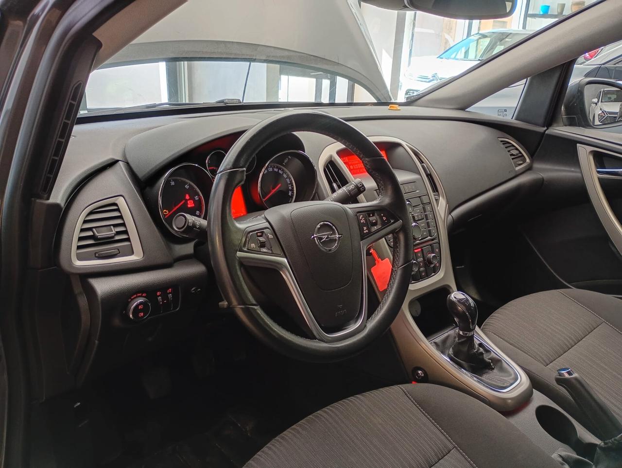 Opel Astra 1.7 CDTI 110CV 5 porte Cosmo