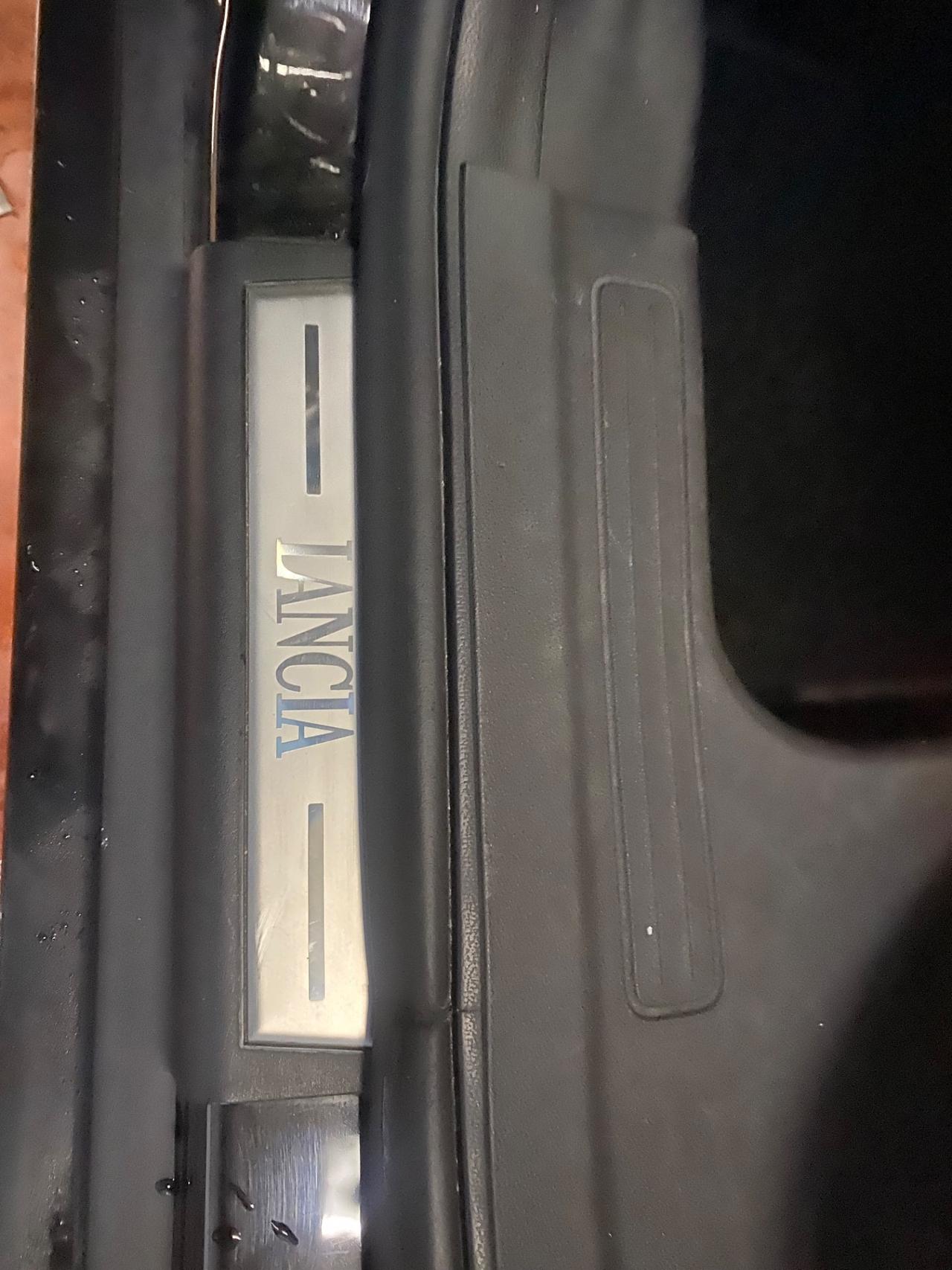 Lancia Delta 1.6 MJT DPF Silver