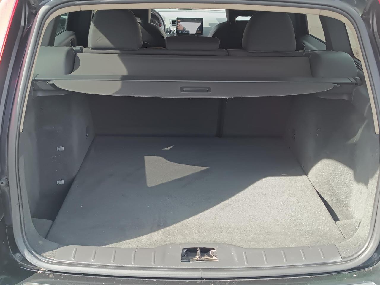 Volvo V50 1.6d R-design