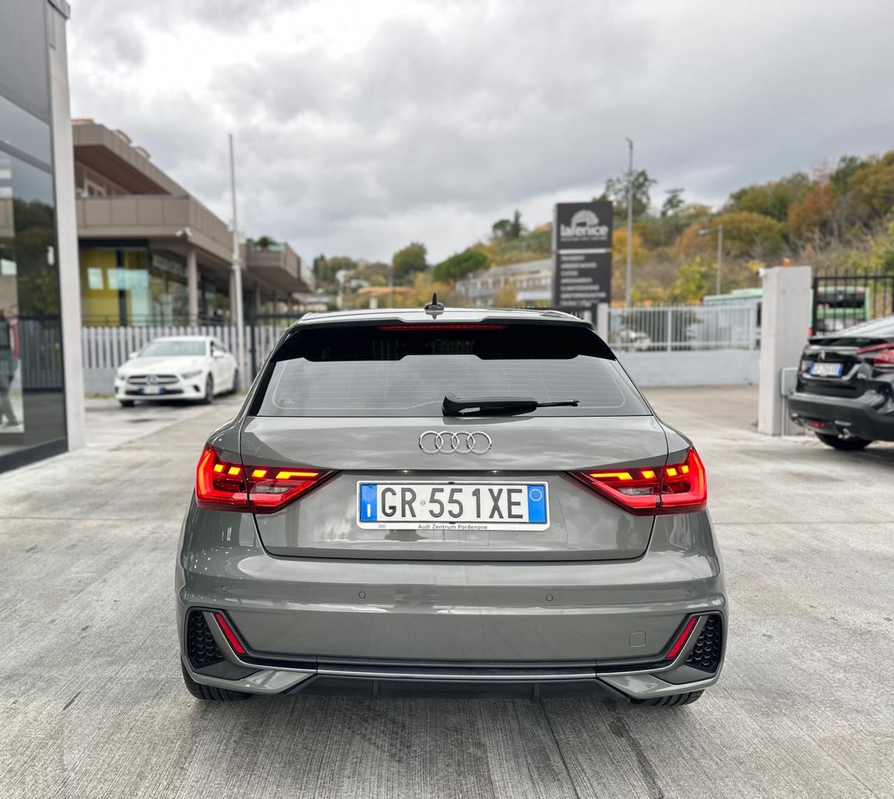 Audi A1 SPB 30 TFSI S tronic line edition
