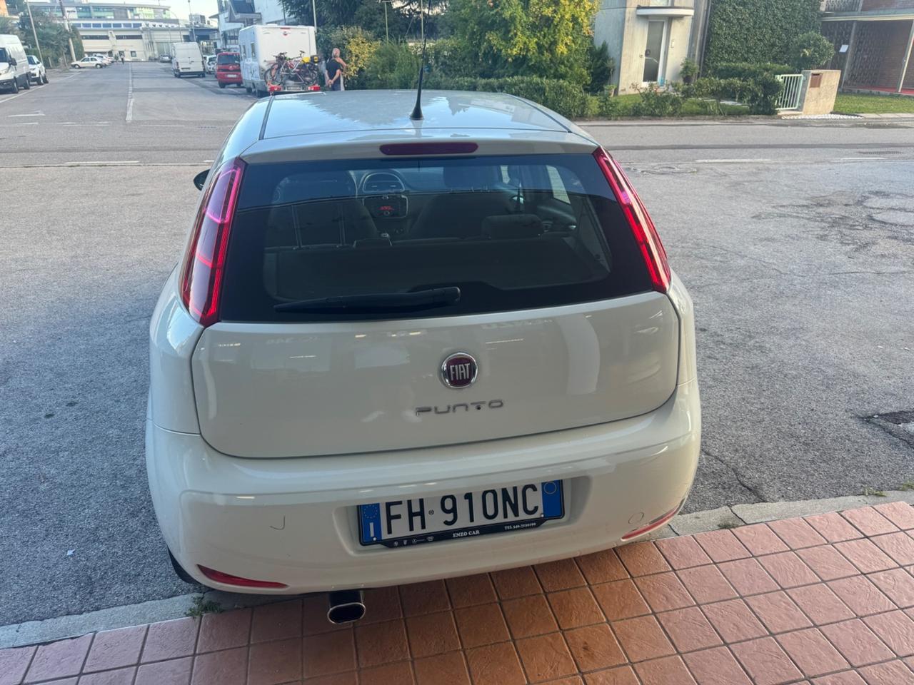 Fiat Punto 1.3 MJT II S&S 95 CV 5 porte Street