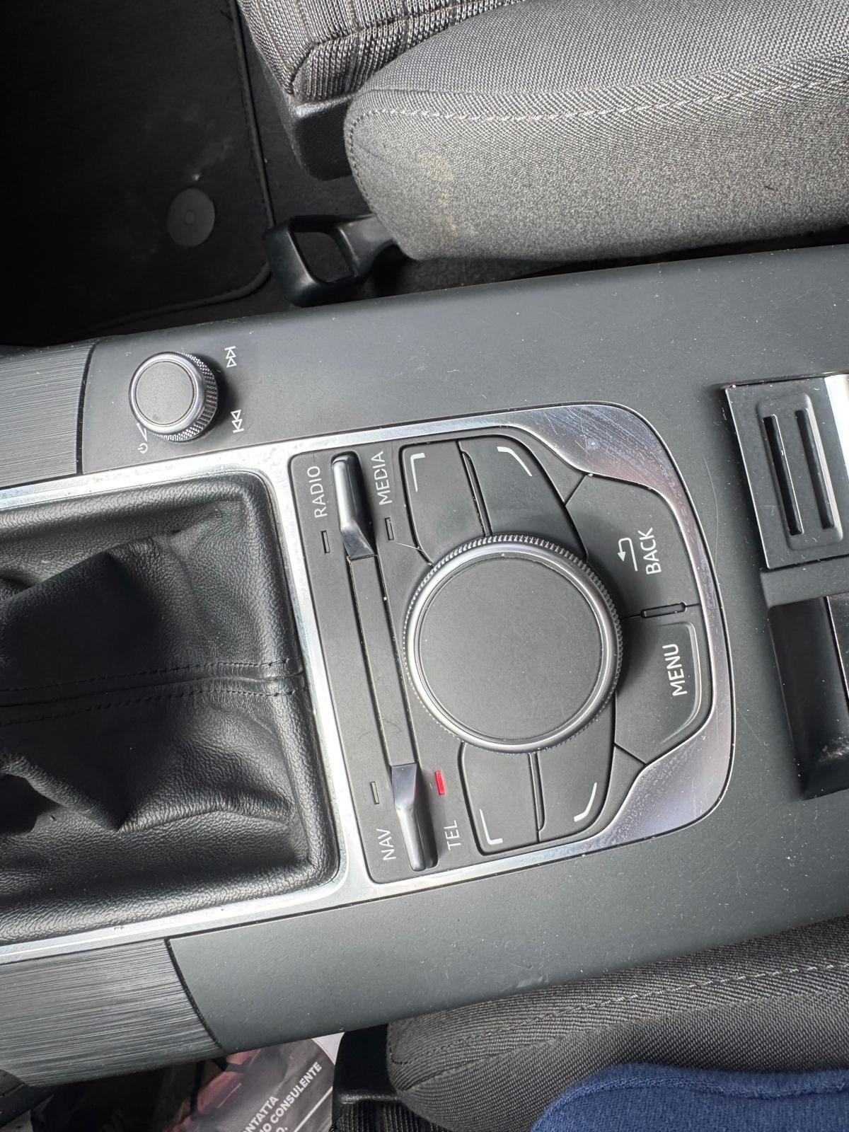 Audi A3 Sedan 2.0 TDI clean diesel quattro edition