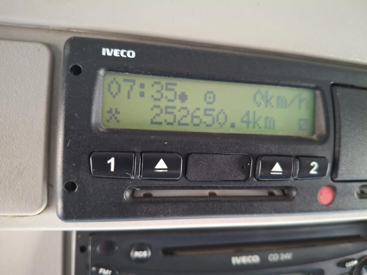 Iveco 120 e 25 ribaltabile passo 3105 con bloccaggio differenziale EURO 5