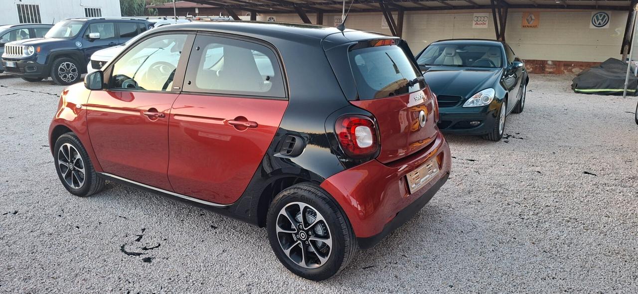 Smart ForFour 1.0 PASSION PREZZO REALE NESSUN OBBLIGO DI FINANZIAMENTO GAR.12 MESI