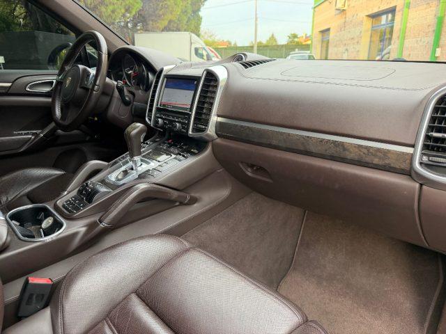 PORSCHE Cayenne 3.0 V6 TDI 245CV TIPTRONIC TETTO PANORAMICO