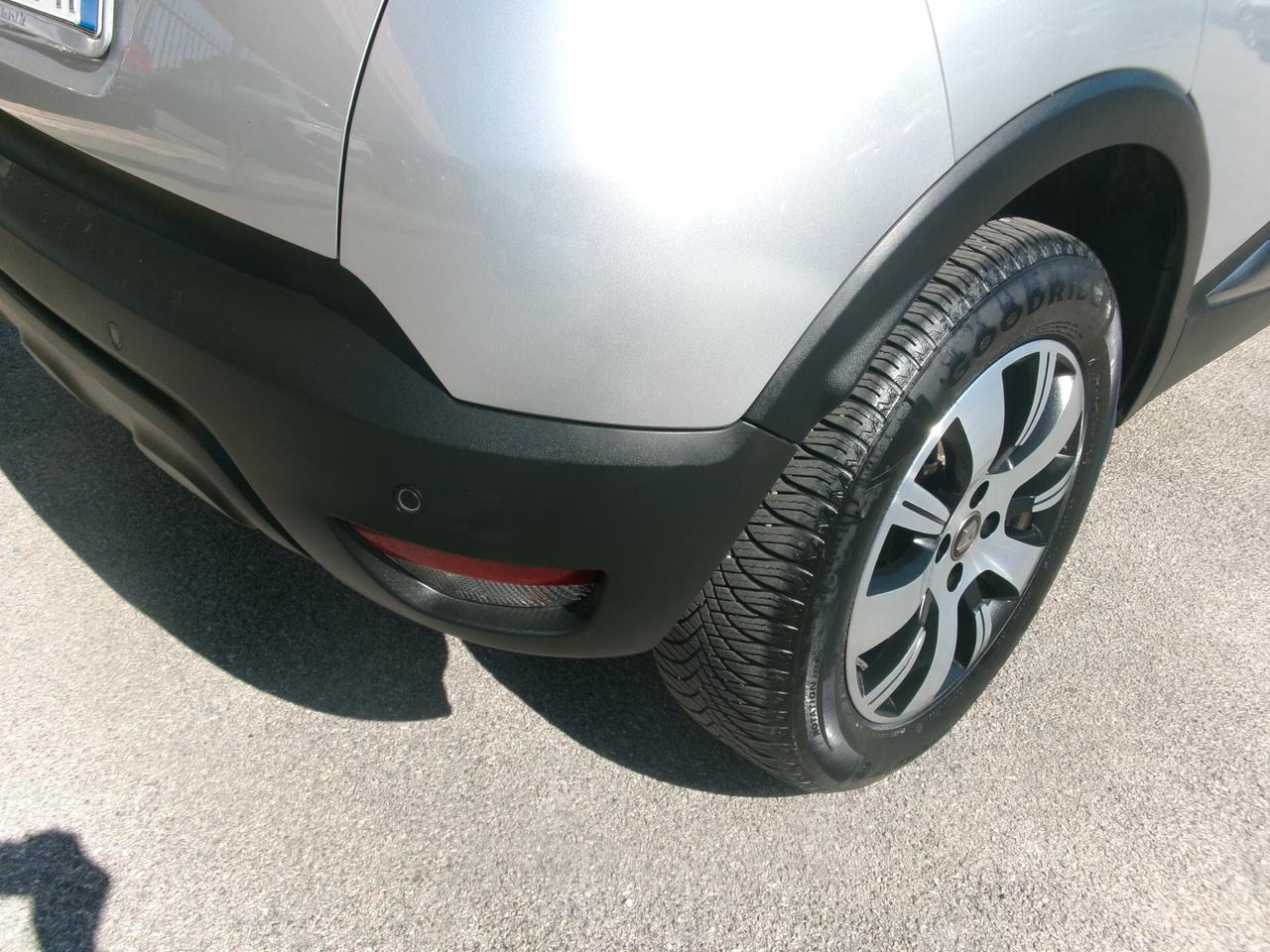 Renault Captur 1.5 DCI 90CV E6 SPORT EDITION NAVIG/CAMERA/BICOLORE 106000 KM