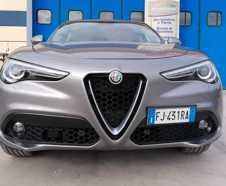 Alfa Romeo Stelvio 2.2 Turbodiesel 210 CV AT8 Q4 Executive