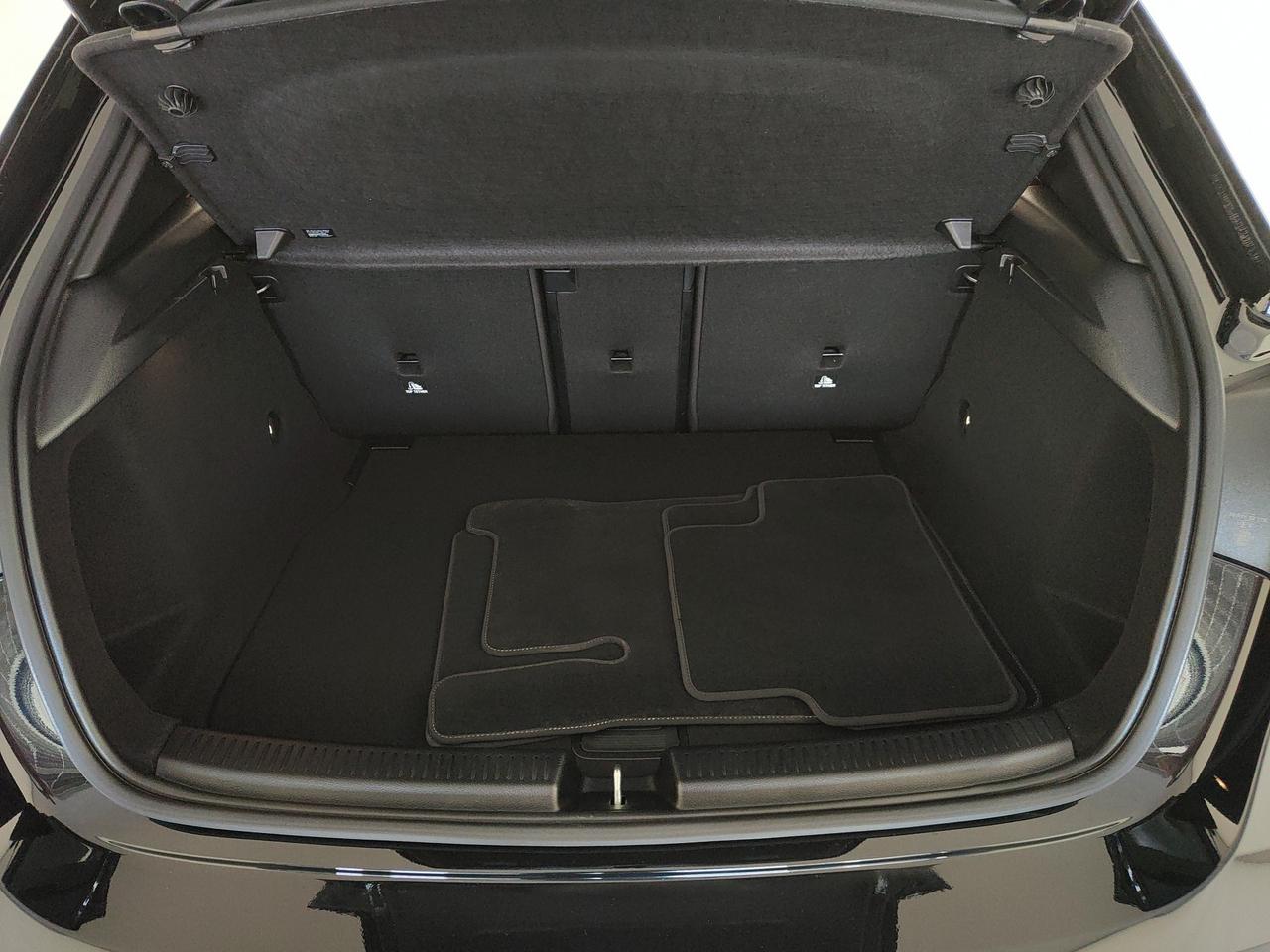 Mercedes-Benz A AMG 35 AMG Line Premium 4matic auto