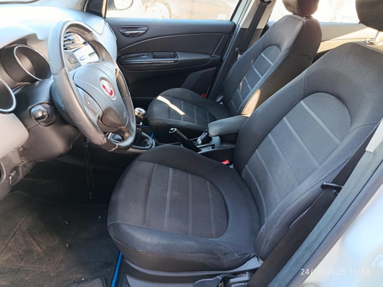 Fiat Bravo 1.4 EasyPower Easy £ 3790 VISTA E PIACIUTA £ 4999 CON GARANZIA