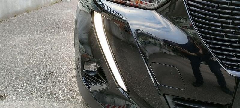 Peugeot 2008 PureTech 100 S&S Allure