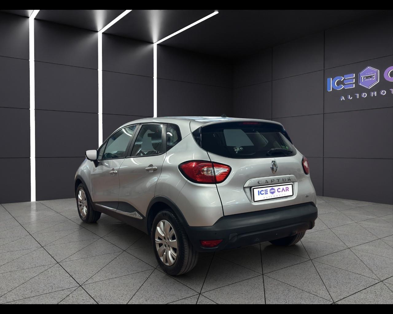RENAULT Captur 1ª serie - Captur 1.5 dCi 8V 90 CV EDC Start&Stop Excite