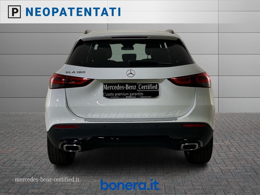 Mercedes GLA 180 180 Sport Plus 7G-DCT
