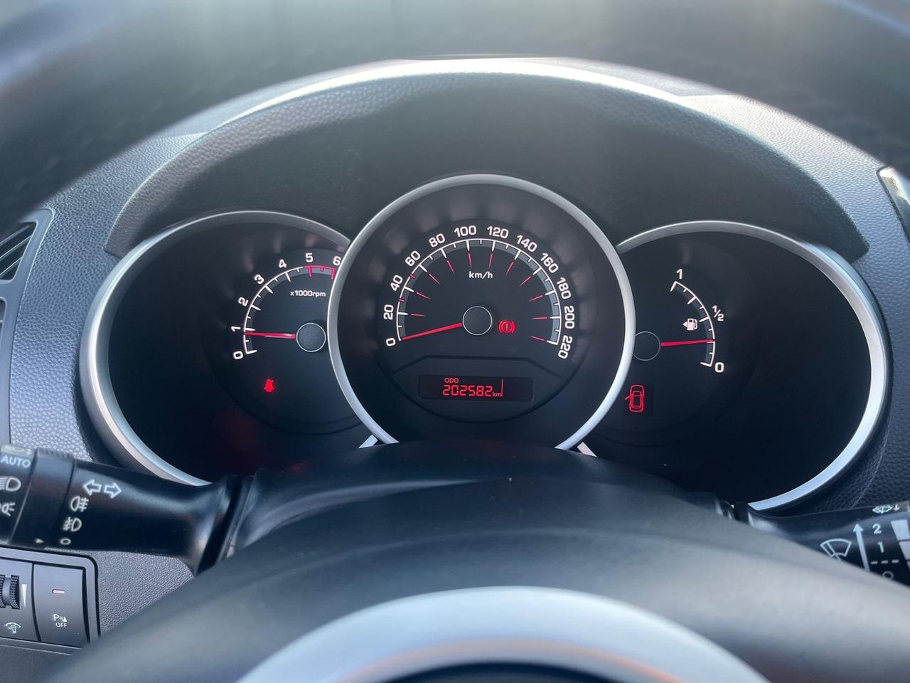 Kia Venga 1.4 CRDi 90 CV High Tech Unipro 2015