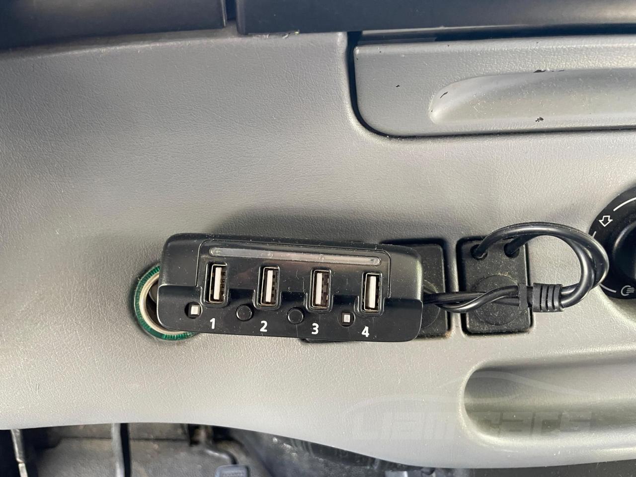 Ford TRANSIT 120 s 2.5