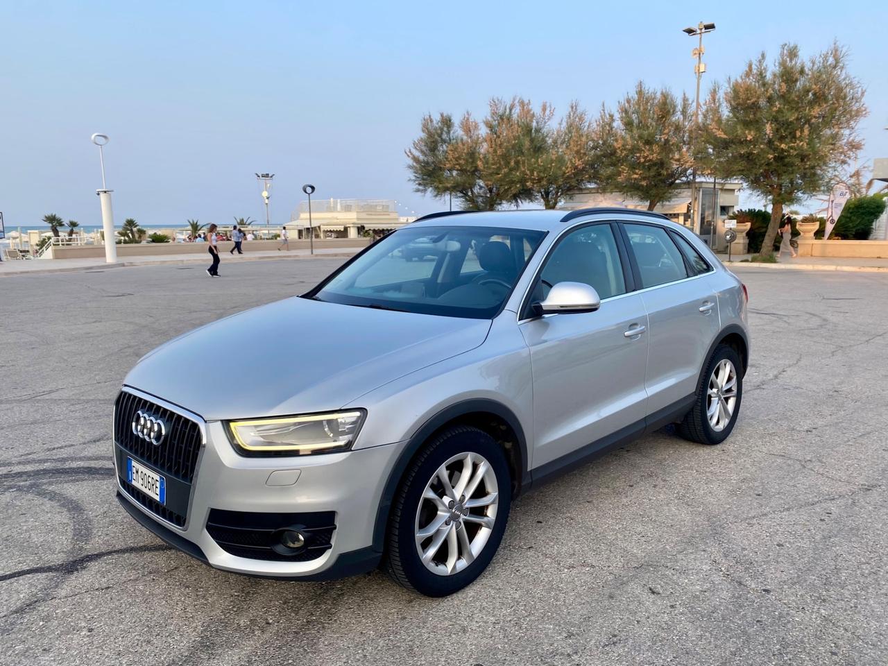 Audi Q3 2.0 177 CV Quattro GANCIO TRAINO - 2013