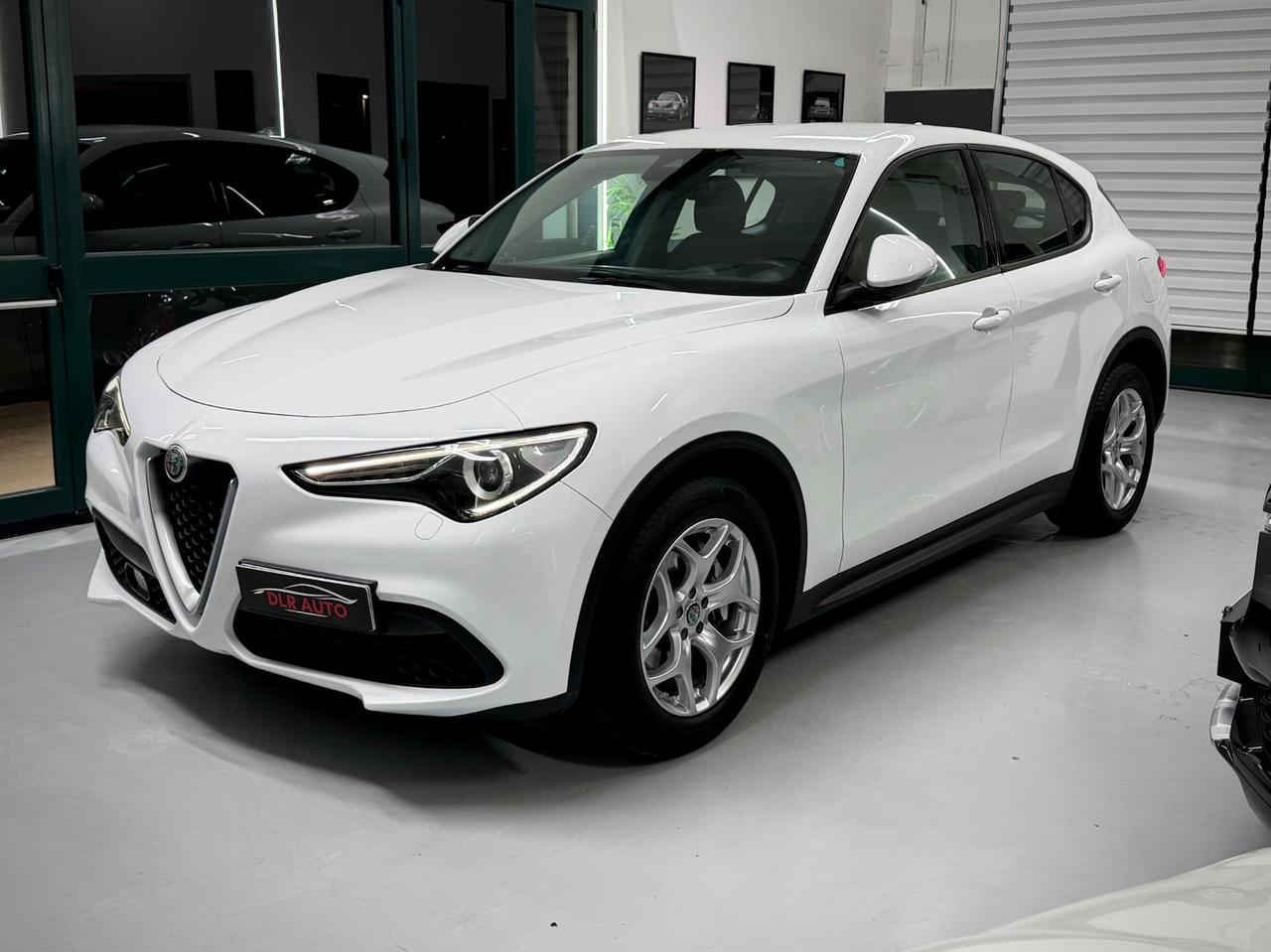 Alfa Romeo Stelvio 2.2 Turbodiesel 160 CV AT8 RWD Executive