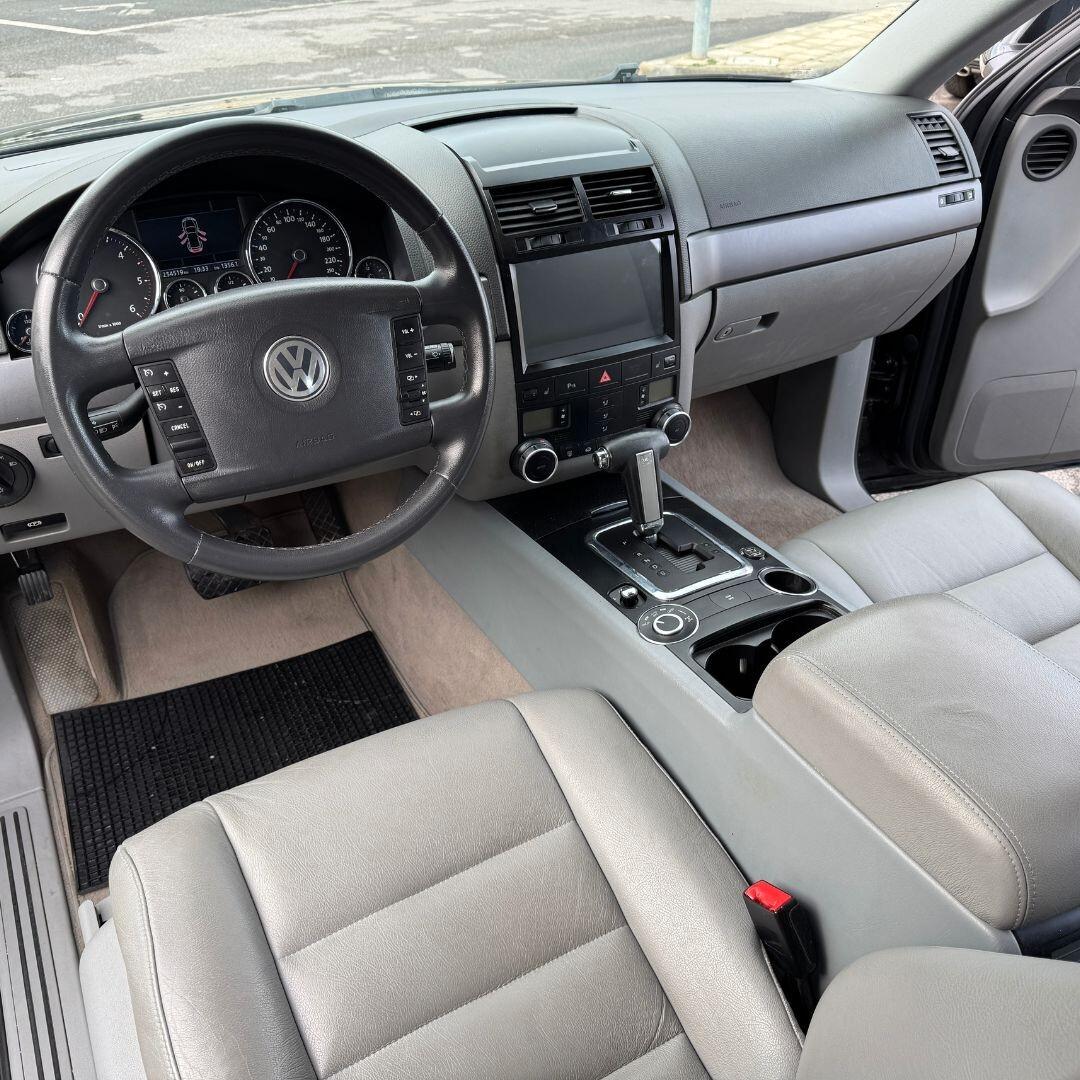 Volkswagen Touareg 3.0 V6 TDI DPF tiptronic 224cv