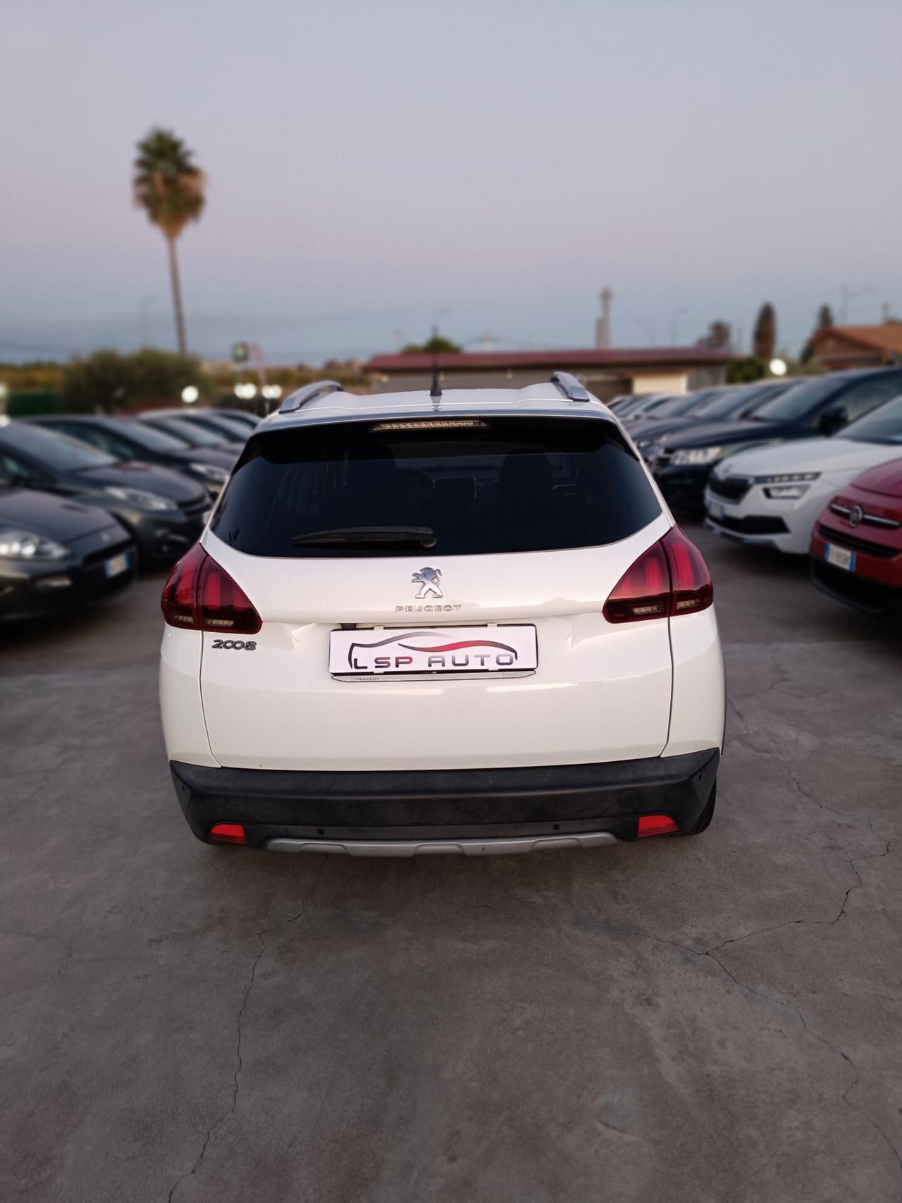 Peugeot 2008 BlueHDi 120 S&S Allure