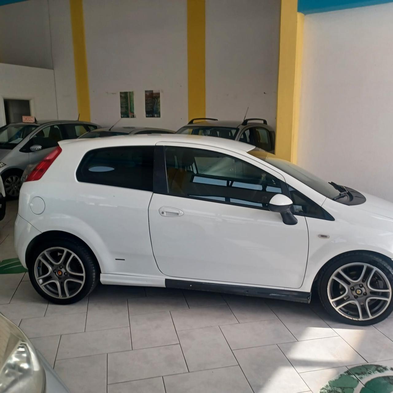 NEOPATENTATI GRANDE PUNTO 1.3MJTD 90CV