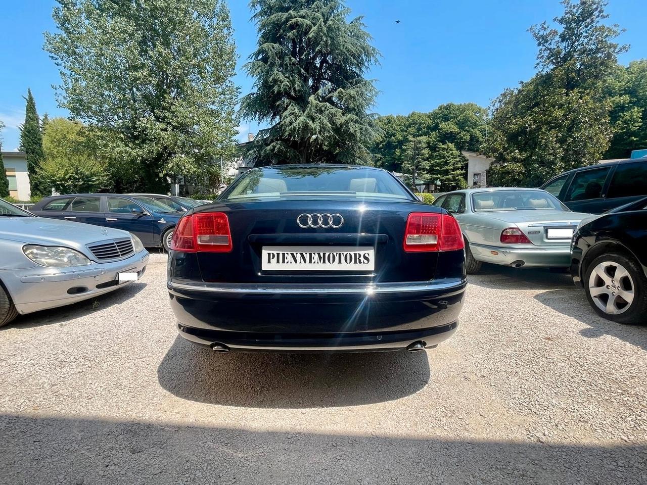 Audi A8 3.0 V6 TDI quattro tiptronic
