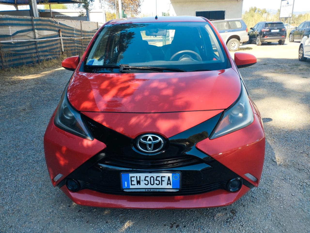 Toyota Aygo 1.0 VVT-i 69 CV 5 porte x-cool