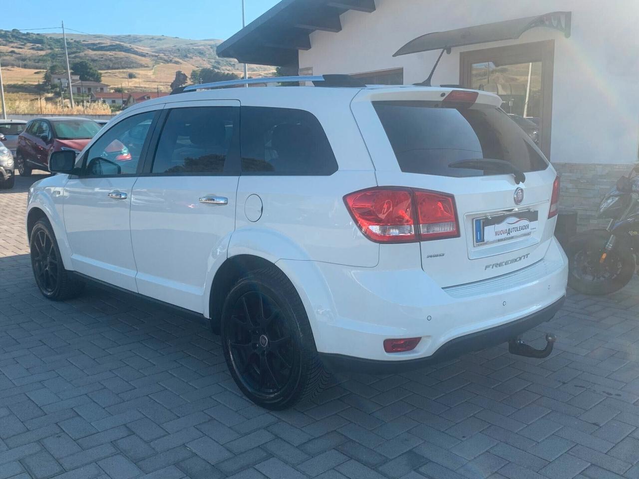 Fiat Freemont 2.0 Mjt 170 CV 4x4 Lounge 2014 gancio traino