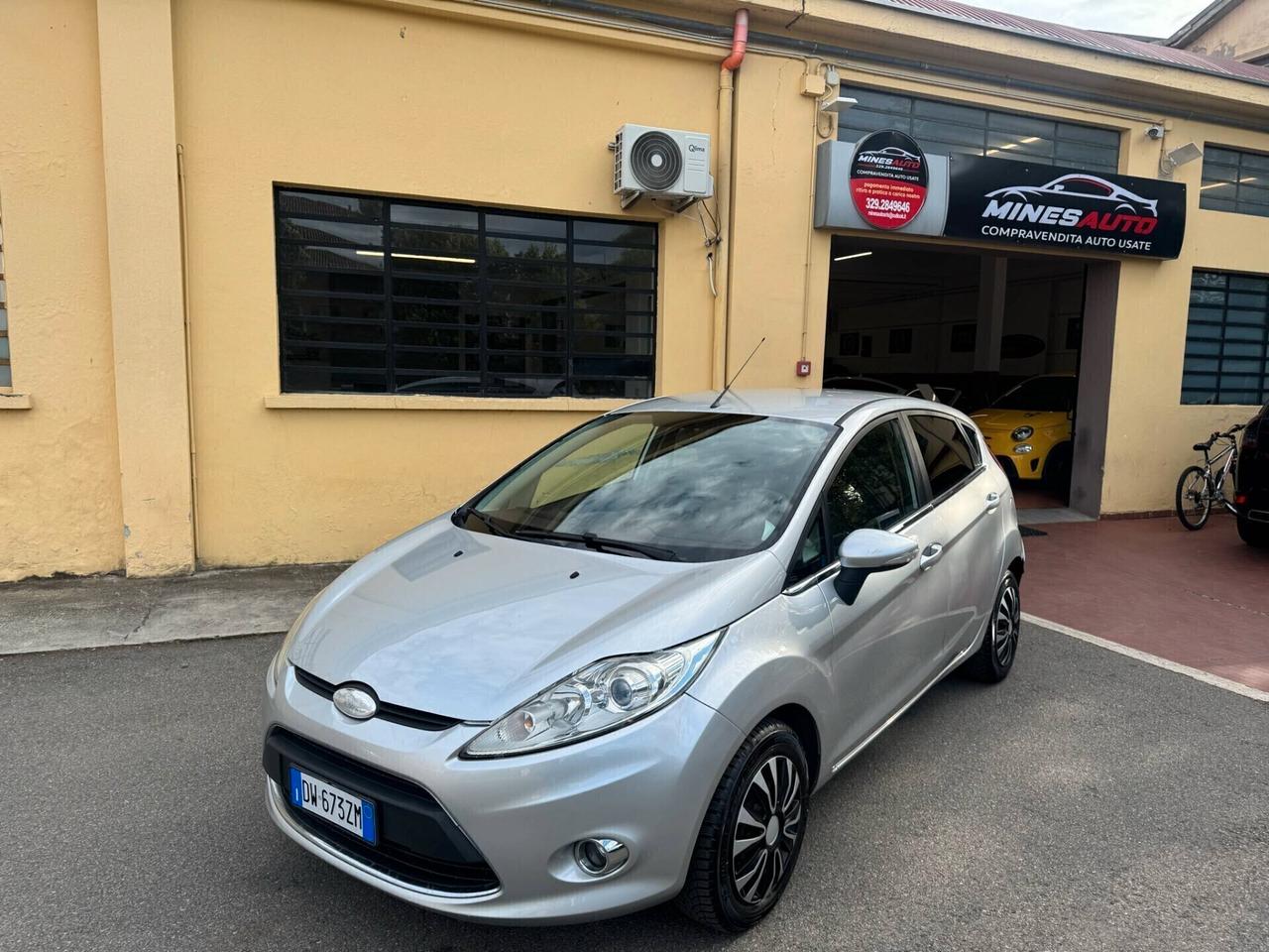 Ford Fiesta 1.4 TDCi 68CV 5 porte Titanium