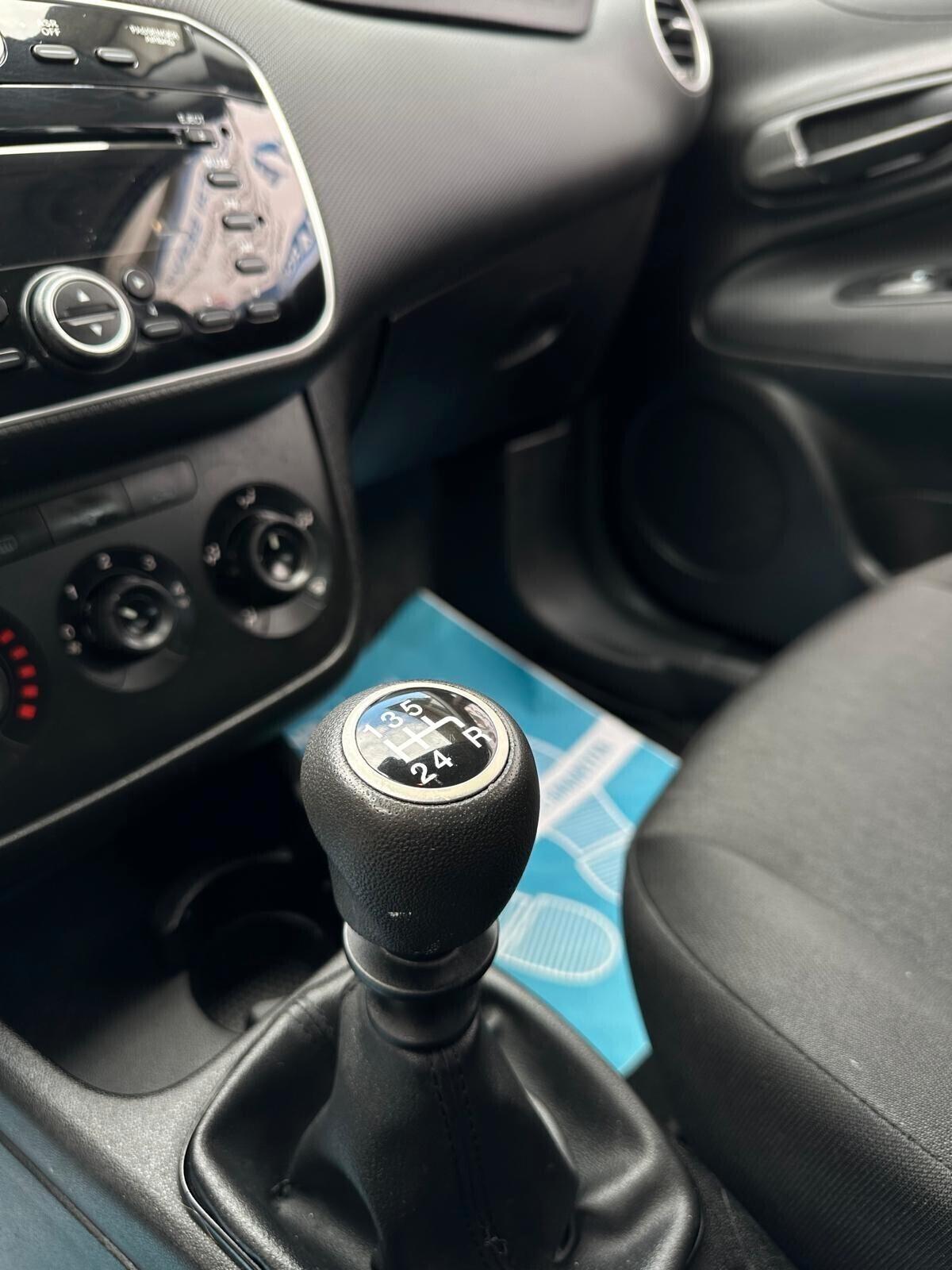 Fiat Punto 1.2 8V 5 porte Street - NeoPatentati