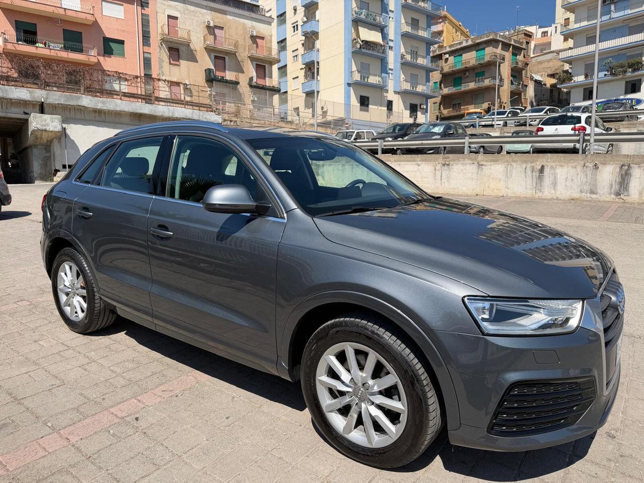 Audi Q3 2.0 TDI 150 CV S tronic Sport