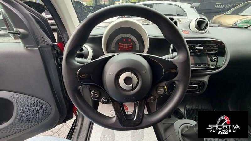 smart fortwo RATA MENSILE 182,00 EURO 70 1.0 52kW youngster