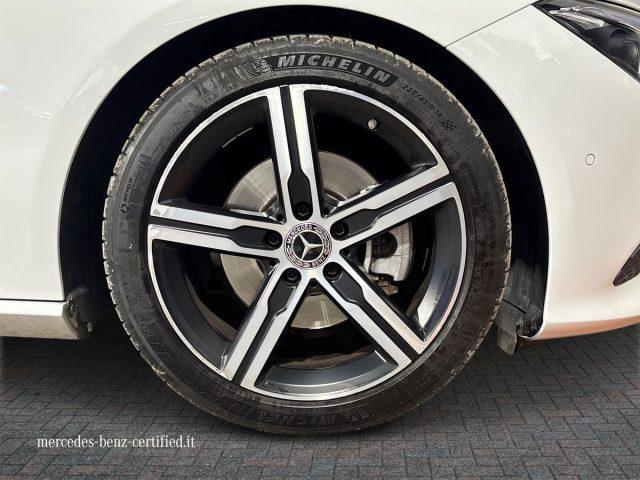 MERCEDES-BENZ CLA 200 d Automatic Shooting Brake Sport