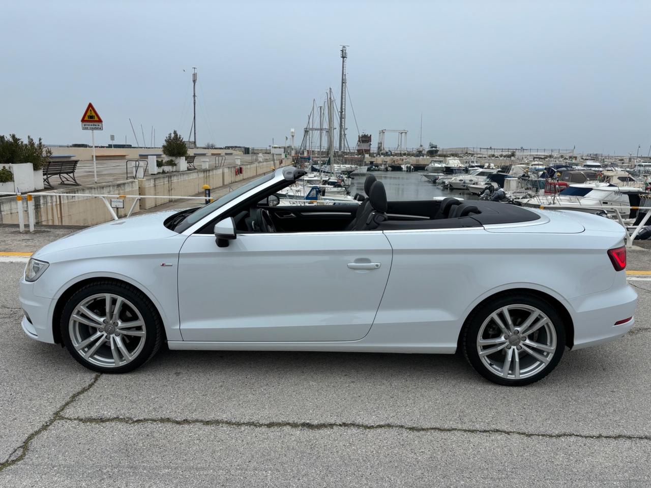 Audi A3 Cabrio 2.0 TDI clean diesel Ambition