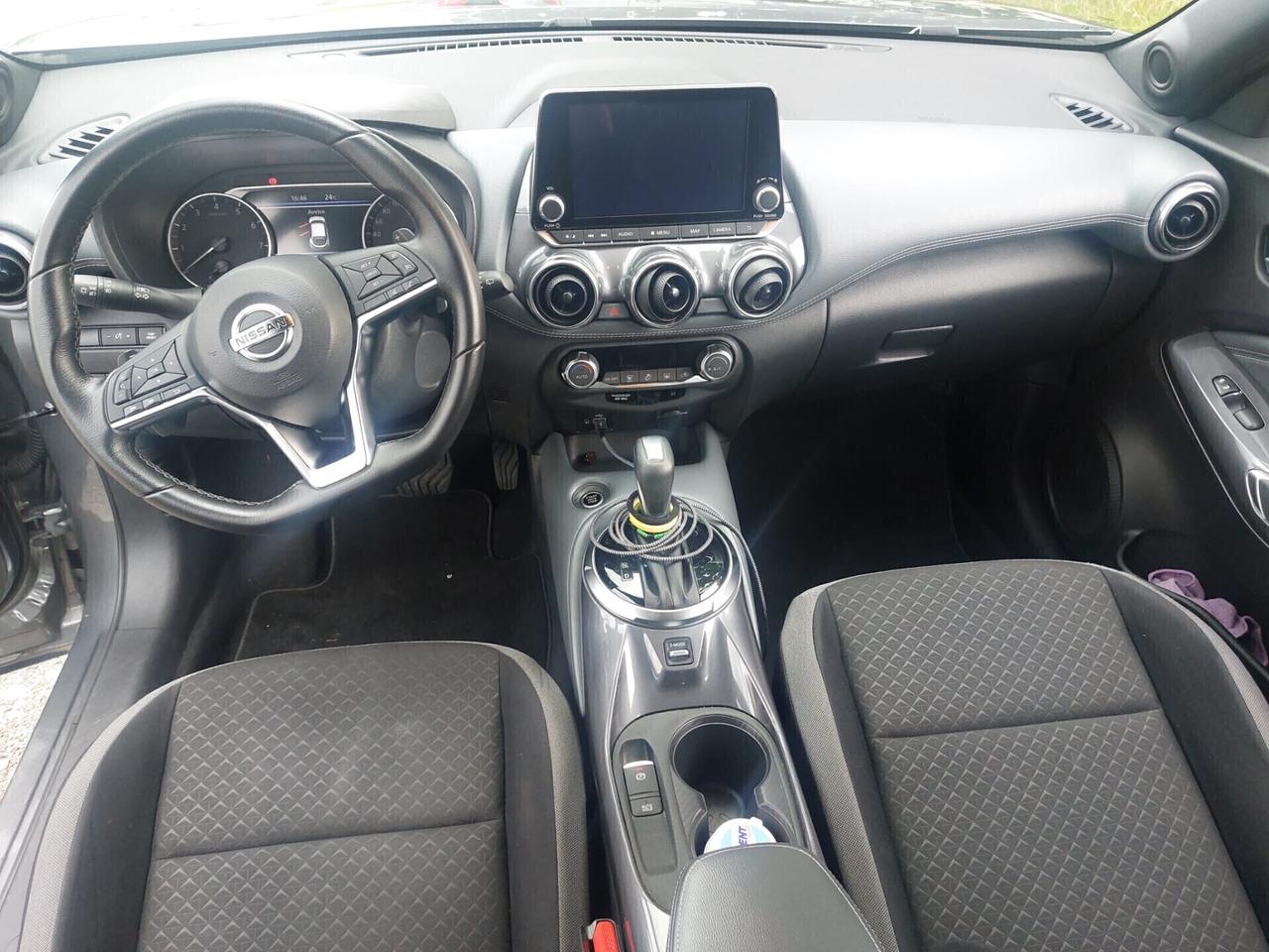 Nissan Juke 1.0 DIG-T 114 CV DCT Tekna Autocarro